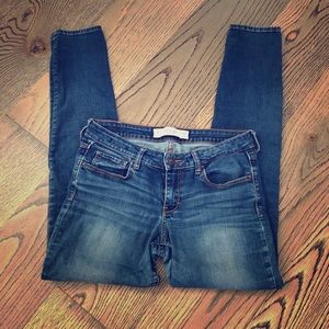 Abercrombie & Fitch Skinny Jeans size 6